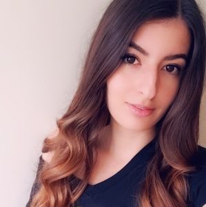 Meet your Posher, Vittoria